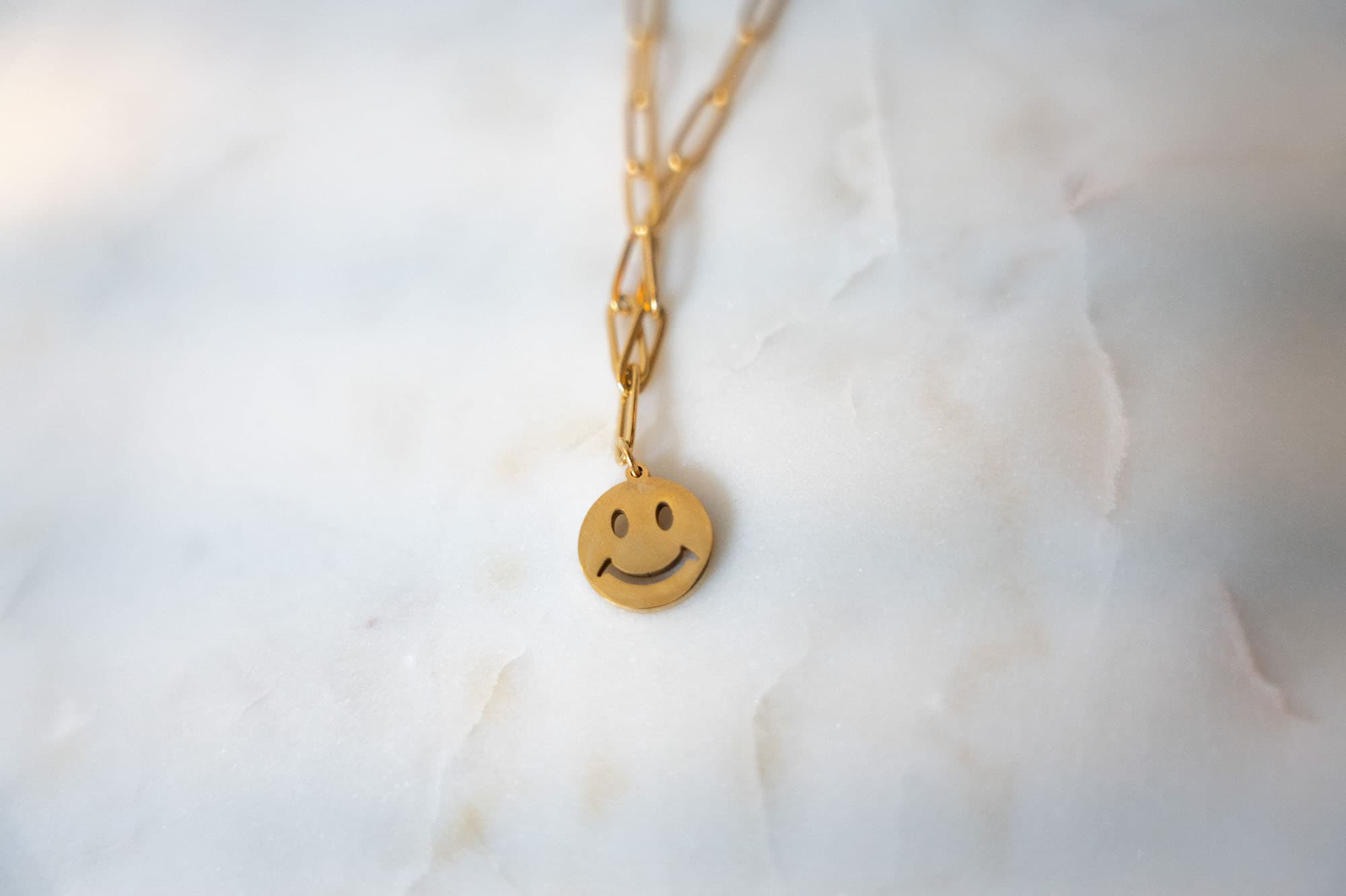 Foto von einer Smiley Goldkette